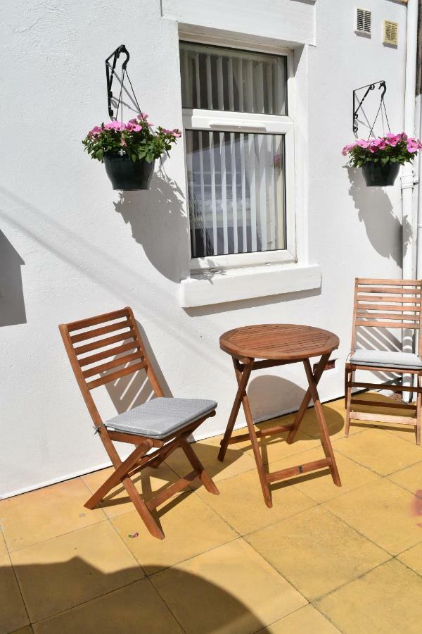 בלקפול Adelaide Apartments מראה חיצוני תמונה